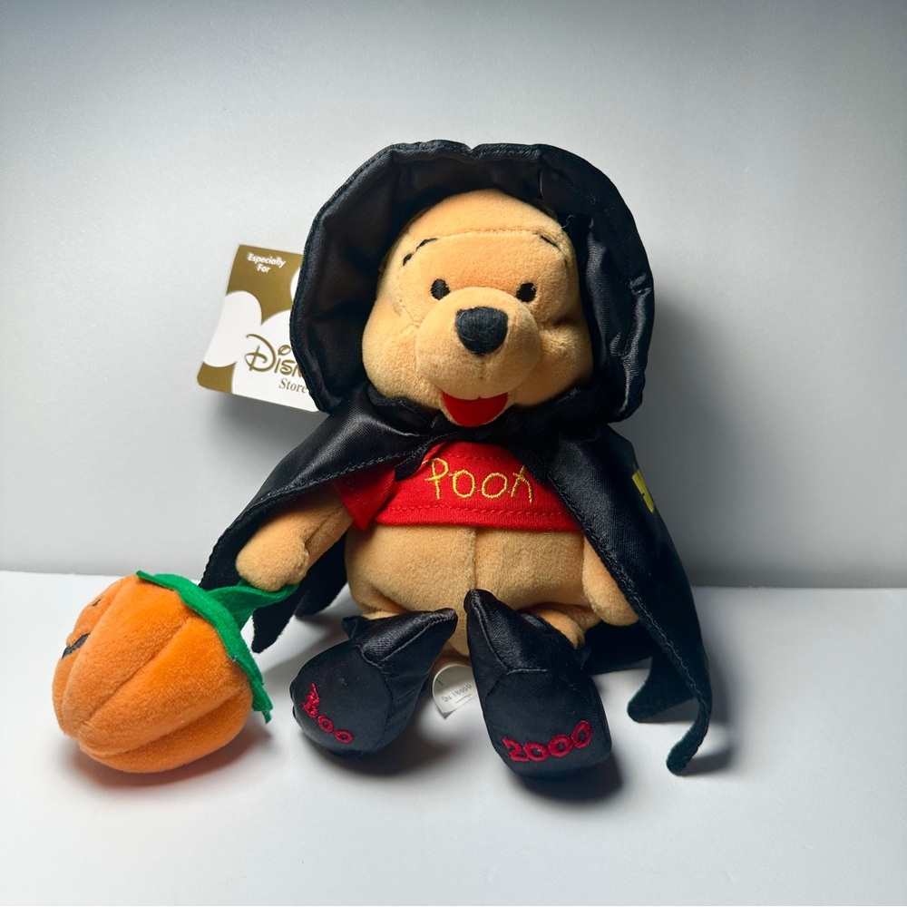Disney Store 2000 Winnie The Pooh Witch Mini Bean Bag Halloween Plush 8”